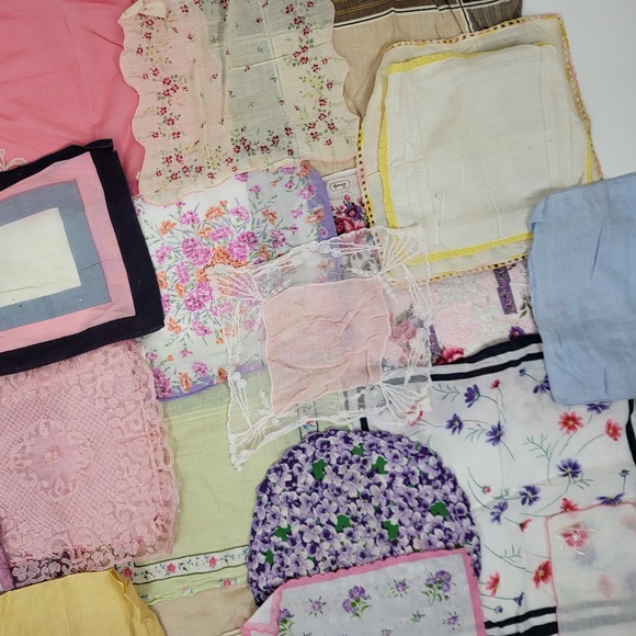 Vintage Multicolor handkerchiefs - Picture 5 of 12
